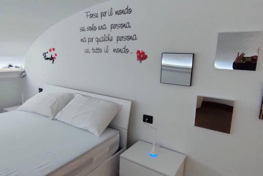 La Casa Di Trilly Appartement Vigevano Buitenkant foto