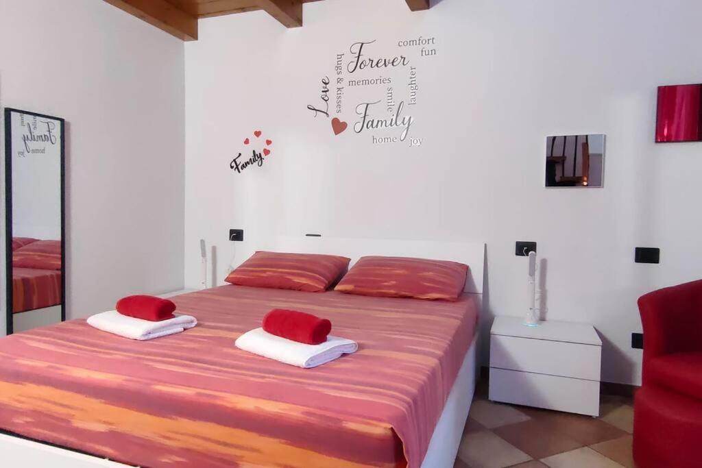 La Casa Di Trilly Appartement Vigevano Buitenkant foto